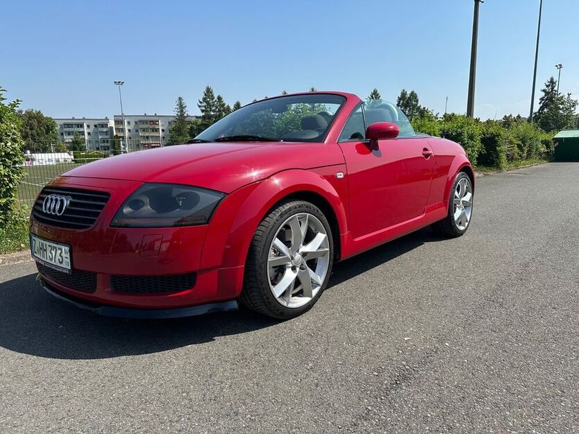 TT