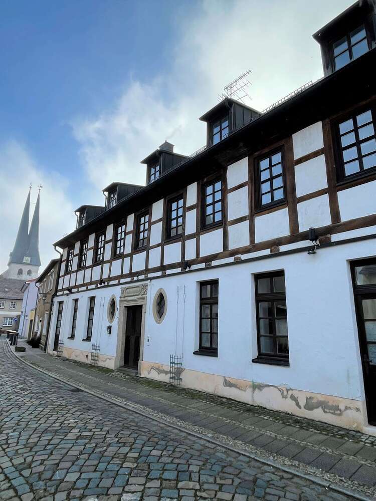 Haus zum Kaufen in Egeln 475.000 € 613.05 m²