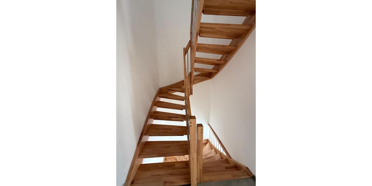 Reihenhaus Kiel Friedrichsort - 5 Zimmer, 83 m&sup2;, 328.000&euro; | Angebot:25421721