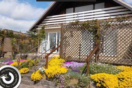 Haus Vollersode - 6 Zimmer, 195 m&sup2;, 375.000&euro; | Angebot:26030320