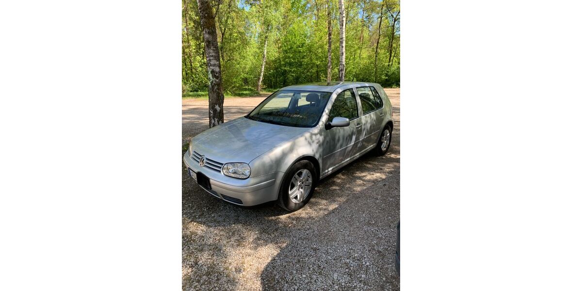 VW Golf 106.000 km 4.500 &euro; Fürth 90768