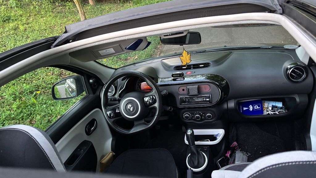 Renault Twingo 131.000 km 5.300 &euro; Künzelsau 74653