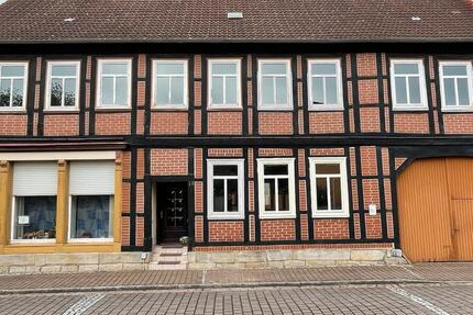 Haus Oebisfelde-Weferlingen Döhren - 8 Zimmer, 206 m&sup2;, 299.000&euro; | Angebot:26824046