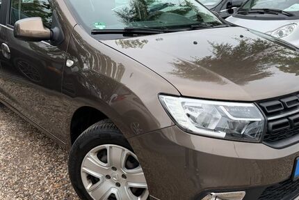 Dacia Sandero 53.354 km 8.790 &euro; Berlin 13089