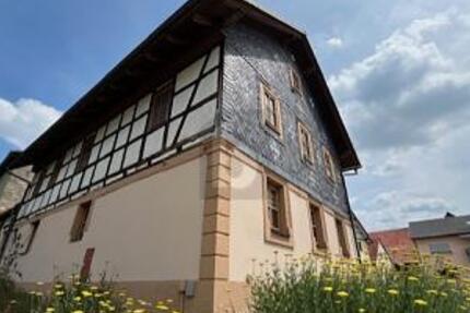 GEMÜTLICH, LÄNDLICH MIT GROßER SCHEUNE - Haus Seßlach | Angebot:26643881