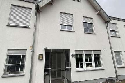 Haus zum Mieten in Heinsberg 495 € 92 m² 4 zimmer