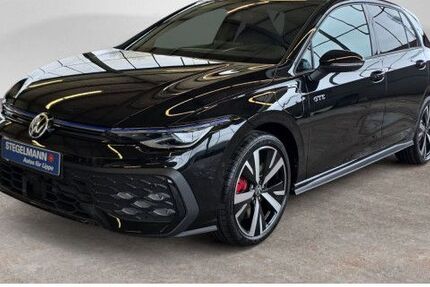 VW Golf 8.564 km 40.990 &euro; Lemgo 32657