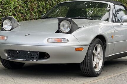 Mazda MX-5 268.700 km 4.300 € Frankfurt 60458