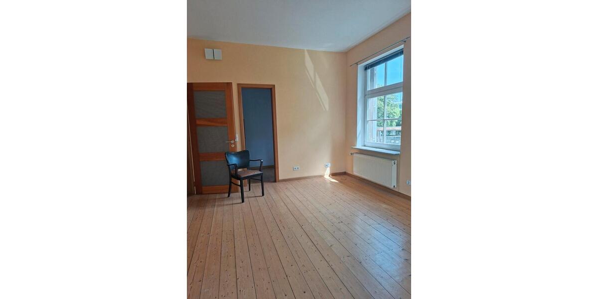 Etagenwohnung Gütersloh - 2 Zimmer, 110 m&sup2;, 350.000&euro; | Angebot:26765834