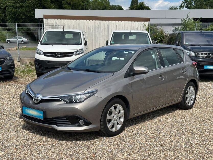 Auris