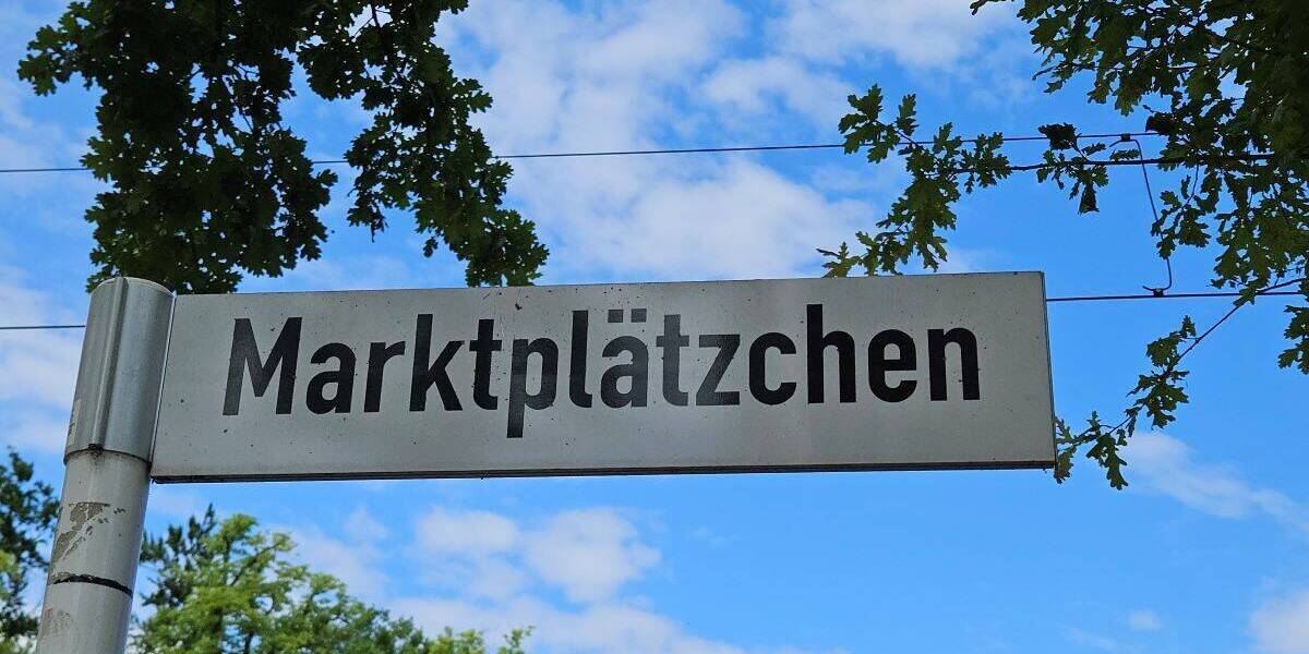 Ruhige, hübsche Maisonettewohnung am Rande eines kleinen Einkaufszentrums in Schöneiche bei Berlin 2 zimmer