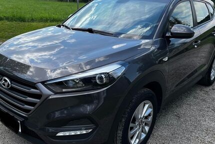 Hyundai TUCSON 92.050 km 16.490 &euro; Polling 82398