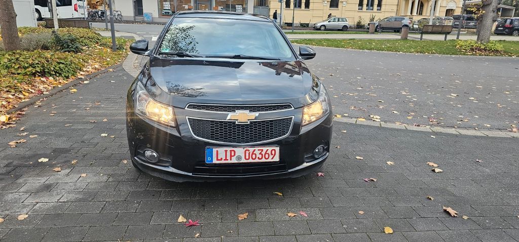 Chevrolet Cruze 175.500 km 4.200 € Detmold 32756