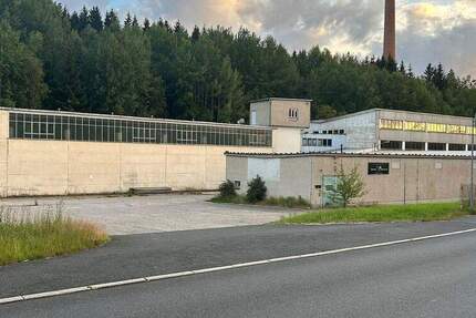 Gewerbeimmobilie mit Entwicklungspotenzial - ca. 6.000?m² Nutzfläche provisionsfrei im Share Deal zimmer