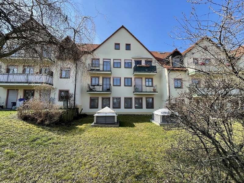 Wohnung zum Kaufen in Bannewitz 150.000 € 69.95 m²