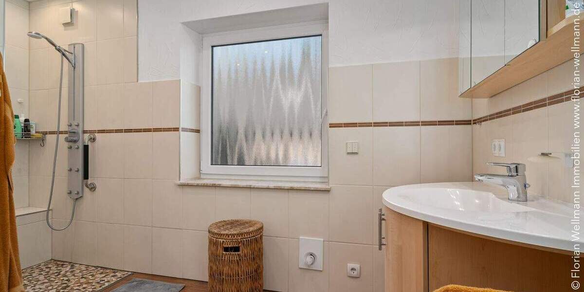 Mehrfamilienhaus, Wohnhaus Twistringen Natenstedt - 7 Zimmer, 196 m&sup2;, 349.000&euro; | Angebot:25726099