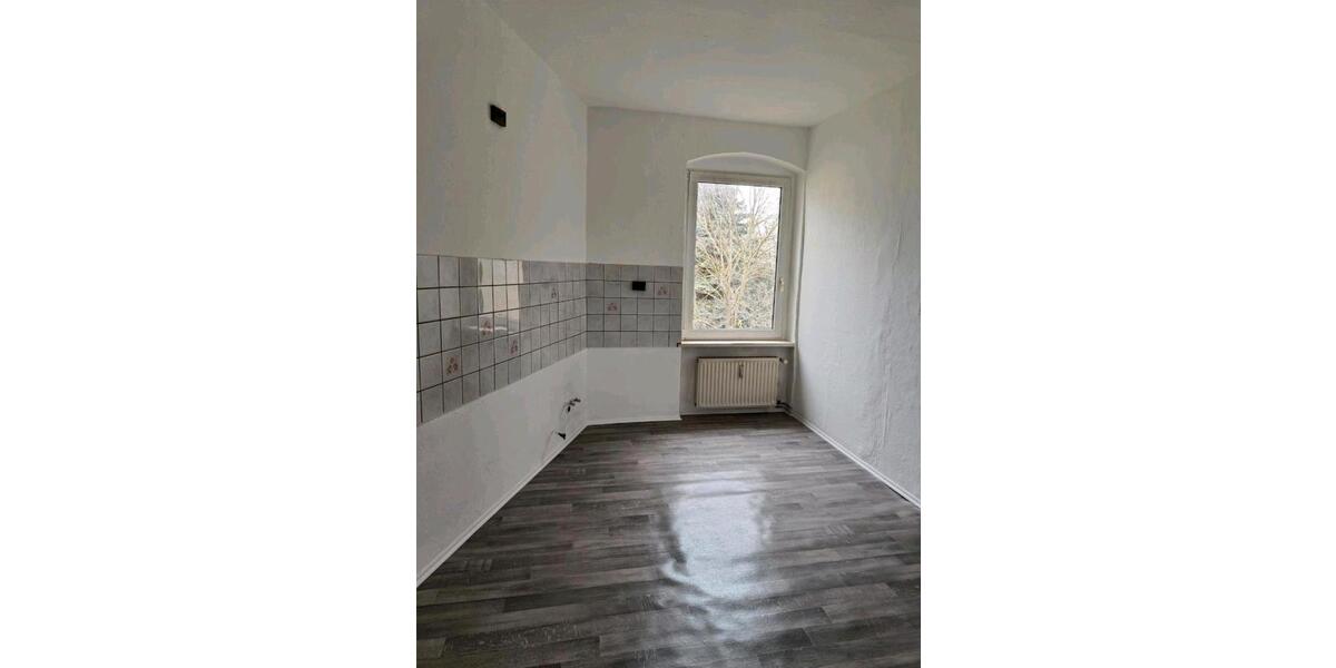 Etagenwohnung Burg - 2 Zimmer, 60 m&sup2;, 350&euro; | Angebot:26407842