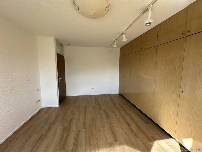Herrlicher Bungalow in Feldrandlage mit Garten (exklusive EinliegerWohnung)