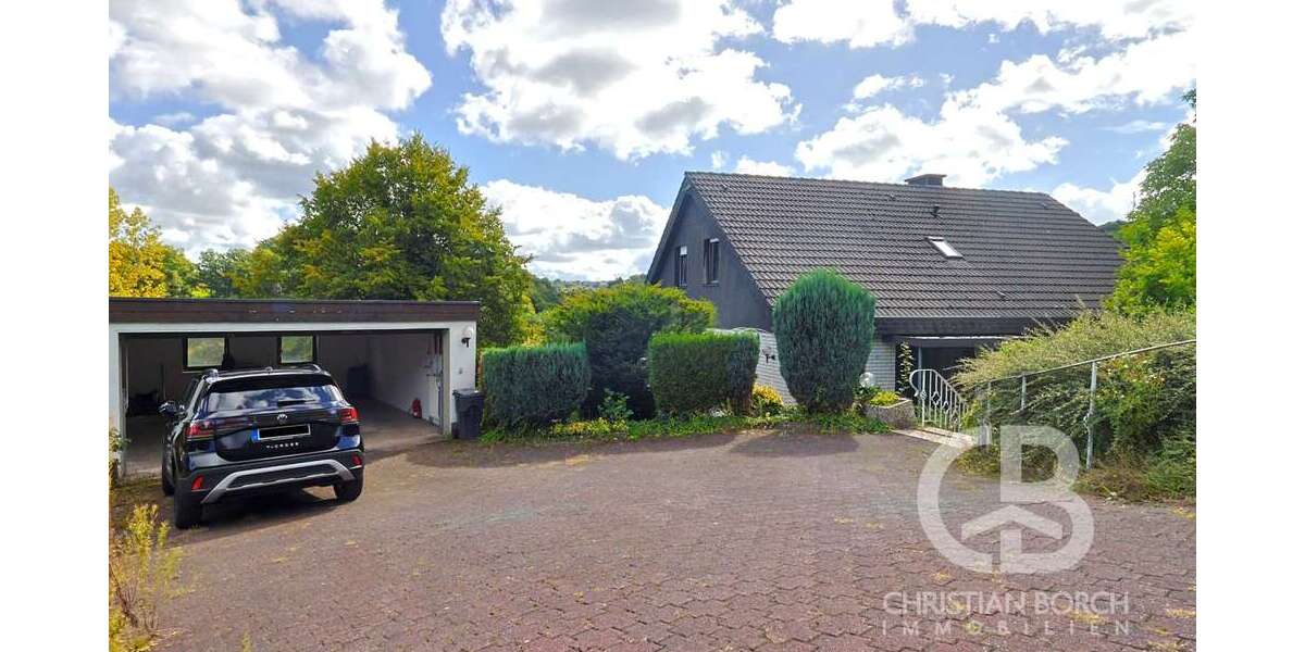 Haus zum Kaufen in Wiehl-Bielstein 439.000 € 284 m² 8 zimmer