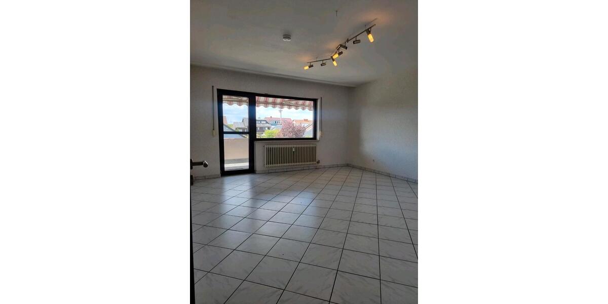 Etagenwohnung Waghäusel - 3.5 Zimmer, 83 m&sup2;, 268.500&euro; | Angebot:26960725