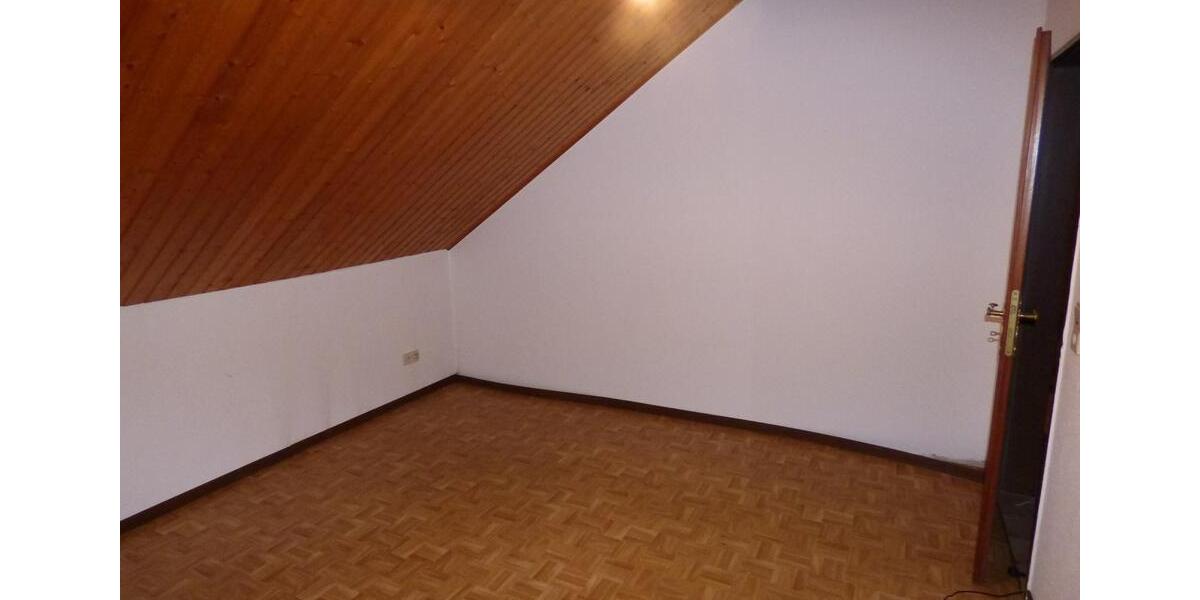 Dachgeschoßwohnung Dinklage - 3 Zimmer, 65 m&sup2;, 460&euro; | Angebot:25333436