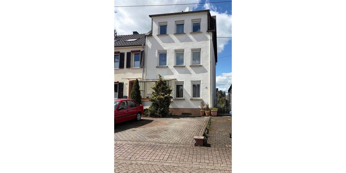 Mehrfamilienhaus, Wohnhaus Saarwellingen Schwarzenholz - 5 Zimmer, 93 m&sup2;, 132.000&euro; | Angebot:26309895