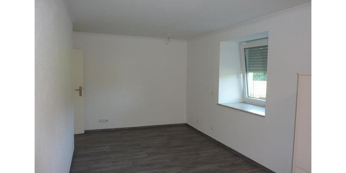 Erdgeschoßwohnung Arnschwang - 2 Zimmer, 75 m&sup2;, 630&euro; | Angebot:26144185