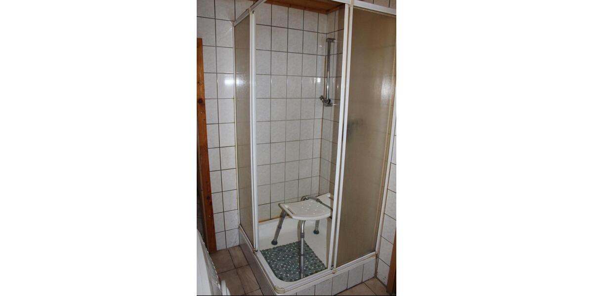 Mehrfamilienhaus, Wohnhaus Grünhainichen - 11 Zimmer, 250 m&sup2;, 130.000&euro; | Angebot:26791458