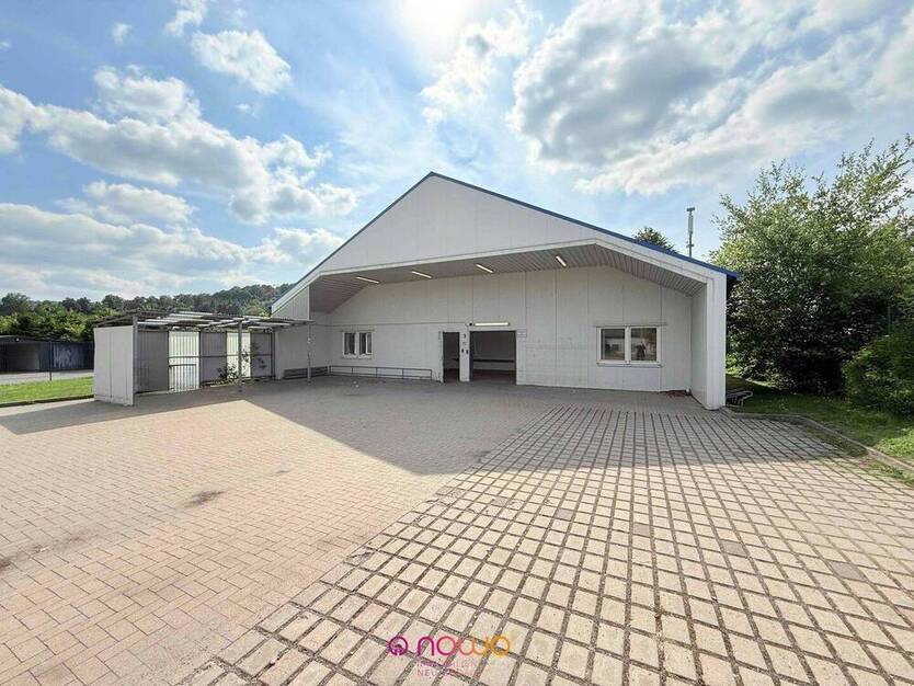 Ihr neuer Standort: Halle mit Freifläche im ehem. Postverteilzentrum