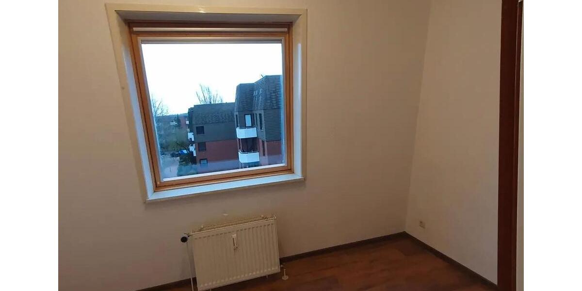 Dachgeschoßwohnung Delmenhorst Deichhorst - 2 Zimmer, 46 m&sup2;, 420&euro; | Angebot:25887193