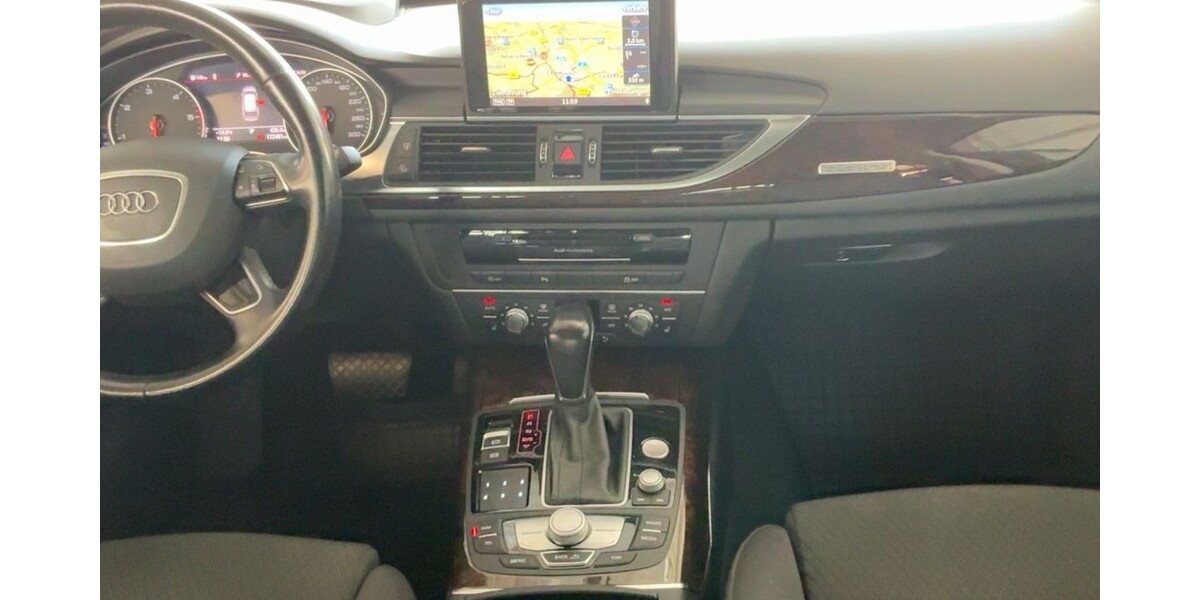 Audi A6 172.000 km 9.350 &euro; Bünde 32257