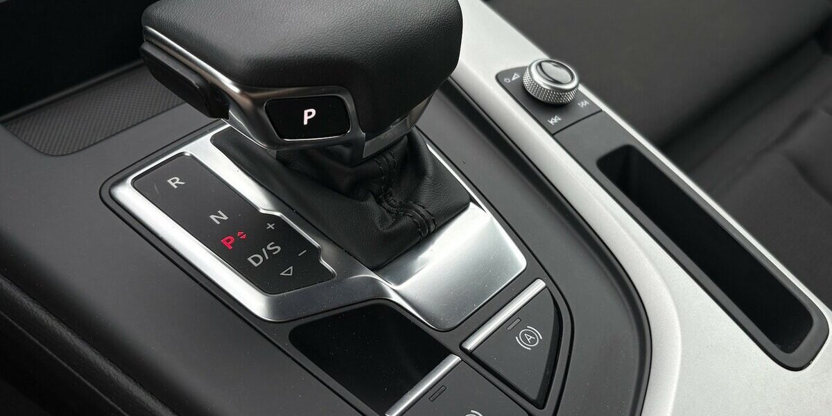 Audi A4 40 TDI quattro advanced MATRIX/NAVI/DAB/1HAND 143.535 km 22.900 &euro; Villingen-Schwenningen 78054