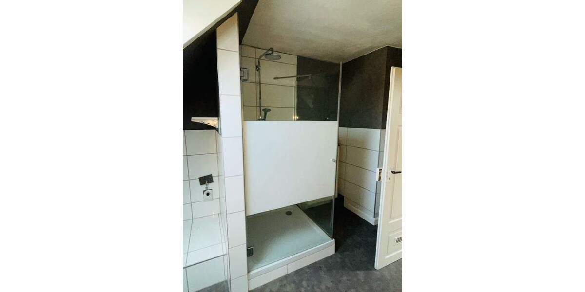 Mehrfamilienhaus, Wohnhaus Kirchheimbolanden - 6 Zimmer, 175 m&sup2;, 275.000&euro; | Angebot:25165407