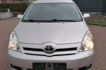 Toyota Corolla Verso 210.860 km 3.299 &euro; Rahden 32369