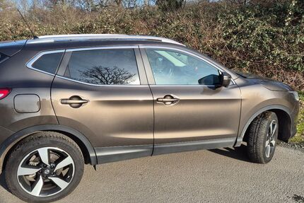 Nissan Qashqai 53.000 km 12.990 &euro; Bremen 28719