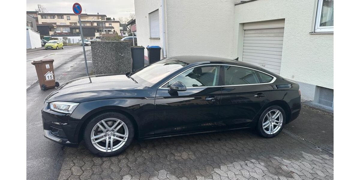 Audi A5 100.000 km 22.999 &euro; Leinfelden-Echterdingen 70771