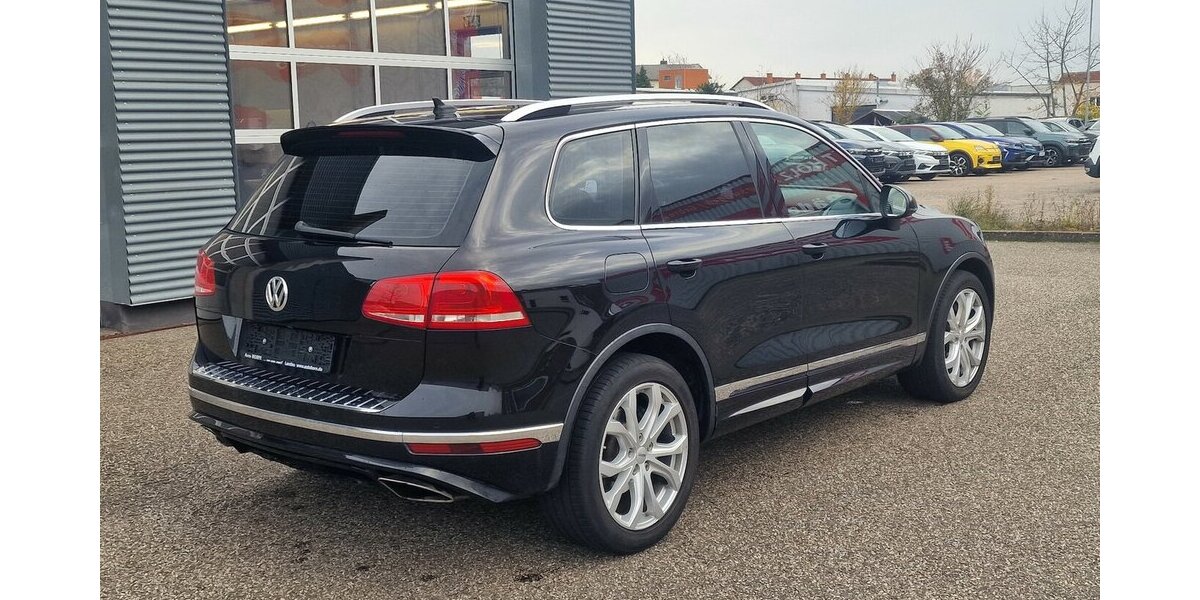 VW Touareg V6 TDI R-Line NAVI Luftfederung AHK 190.000 km 18.998 &euro; Landau 76829