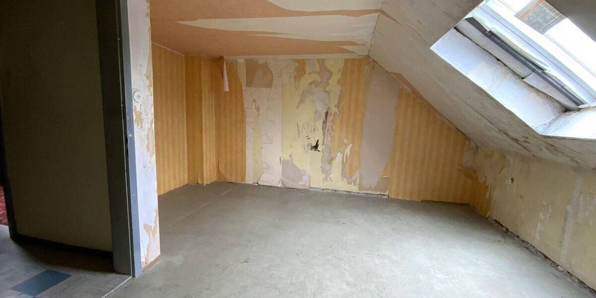 Reihenmittelhaus Schwandorf - 5 Zimmer, 95 m&sup2;, 165.000&euro; | Angebot:26358779
