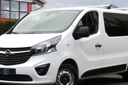 Opel Vivaro 93.000 km 16.499 &euro; Bad Lippspringe 33175
