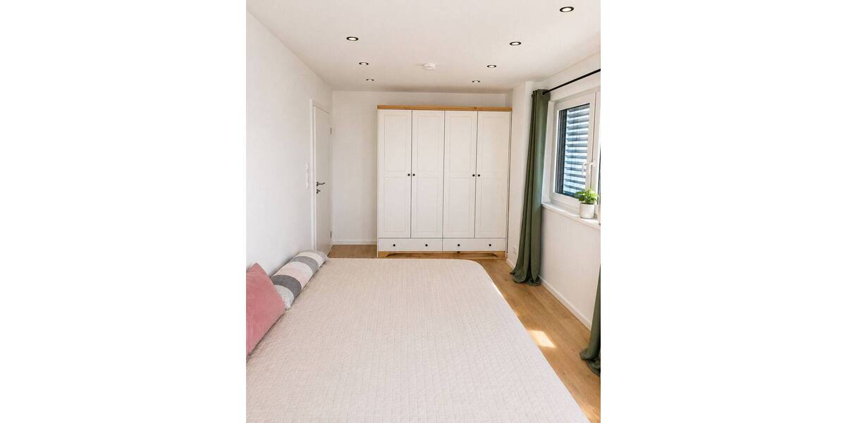 Etagenwohnung Petersberg - 3 Zimmer, 120 m&sup2;, 1.300&euro; | Angebot:26806240