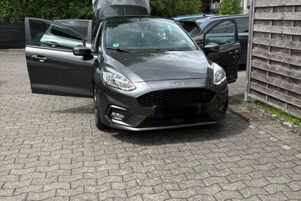 Ford Fiesta 76.000 km 10.000 &euro; Bielefeld 33739