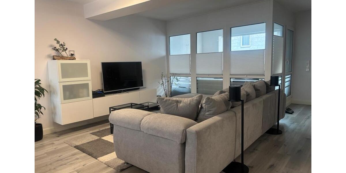 102 m² moderne 4-Zimmer-Wohnung – kernsaniert – TG-Stellplatz 4 zimmer