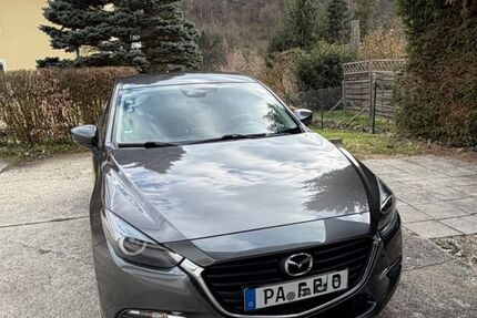 Mazda 3 114.000 km 11.900 &euro; Passau 94034