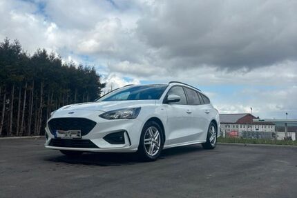 Ford Focus 96.000 km 16.125 &euro; Creglingen 97993