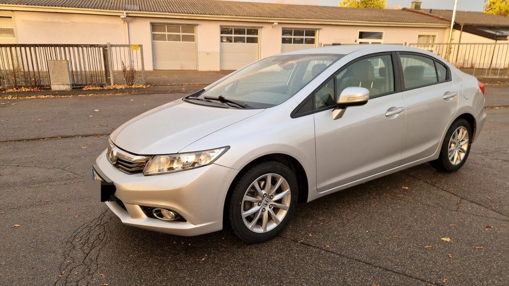 Honda Civic 177.500 km 6.500 &euro; Villingen-Schwenningen 78056