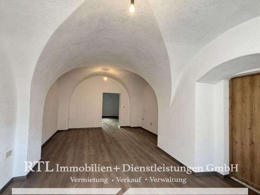 Wohnung zum Mieten in Hirschberg 360 € 47.82 m²
