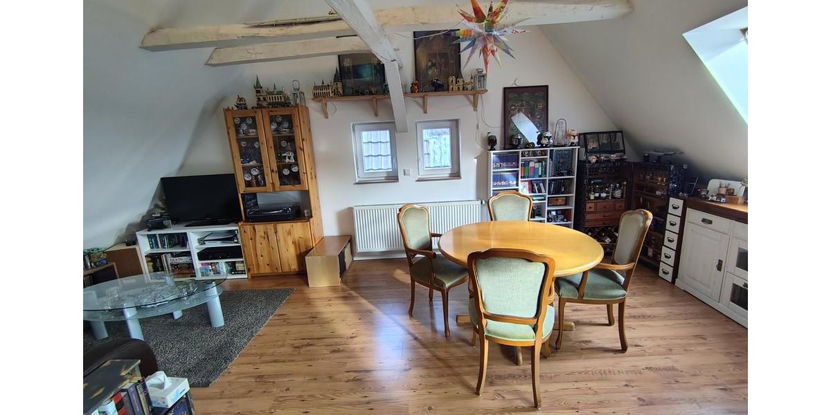 Dachgeschoßwohnung Groß-Zimmern Zimmern - 2 Zimmer, 87 m&sup2;, 890&euro; | Angebot:25637665