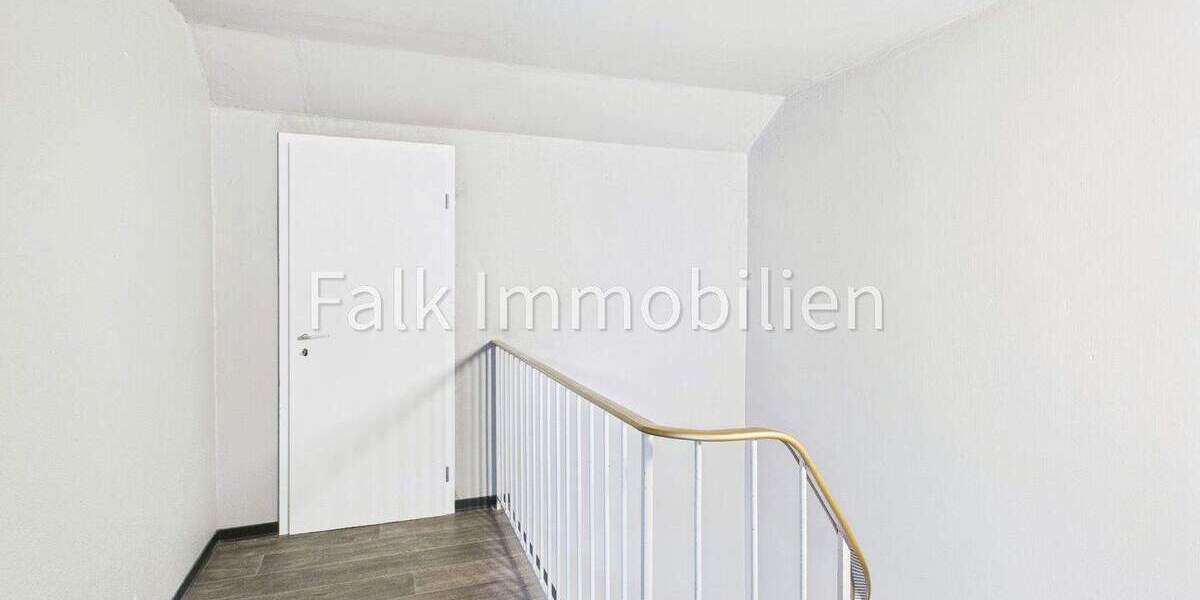 Reihenmittelhaus Brühl - 4 Zimmer, 106 m&sup2;, 360.000&euro; | Angebot:25391396