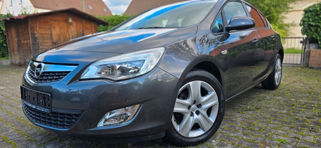 Opel Astra 128.105 km 5.500 € Nersingen 89278