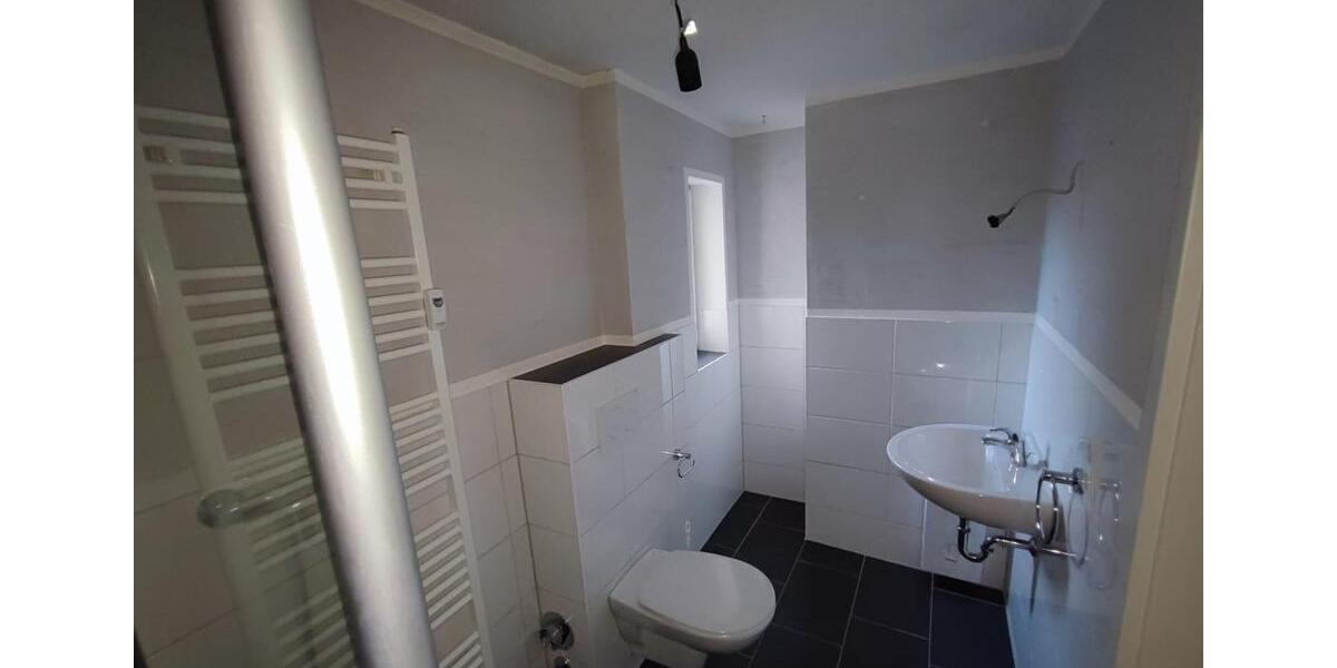 Dachgeschoßwohnung Seesen - 4 Zimmer, 105 m&sup2;, 680&euro; | Angebot:22396212